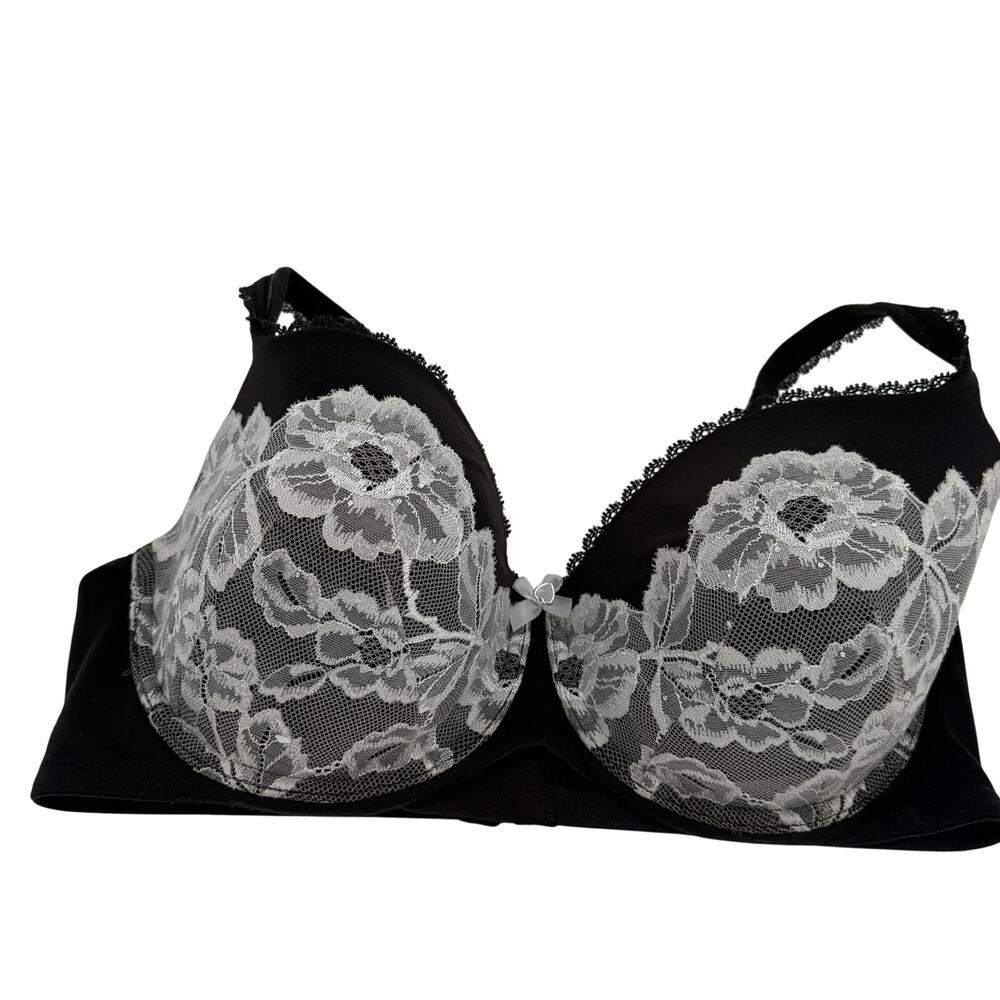 Victoria's Secret Body By Victoria Lined Demi Black & White Lace Bra Size 38DD - Picture 1 of 6